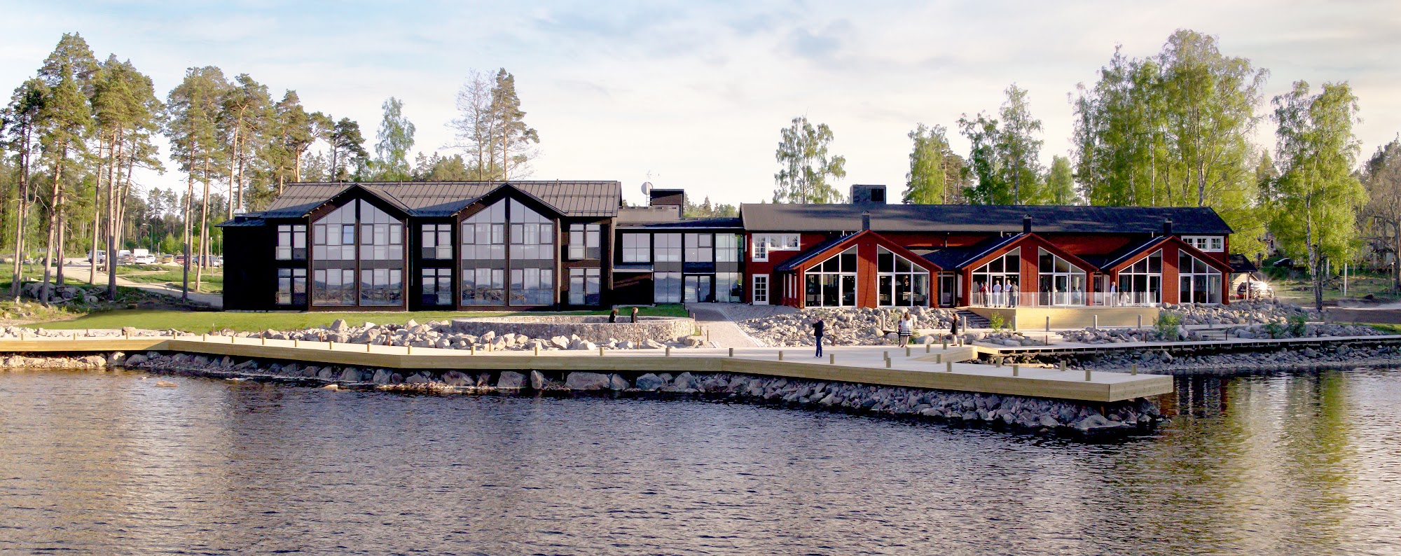 Furuvik Havshotell — bekväm bas vid nöjesparken