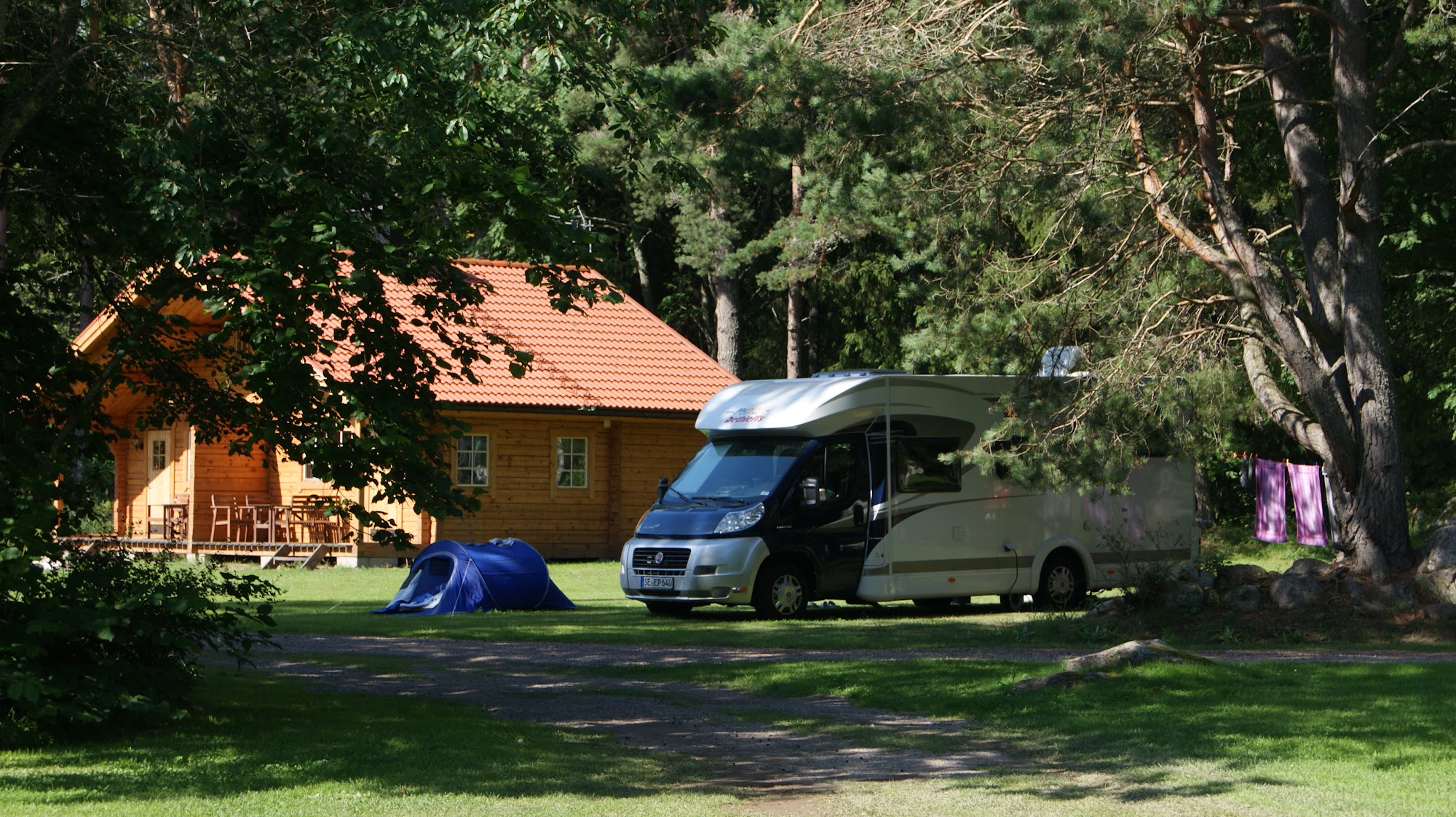 Hedesunda Camping AB — välkomnande familjecamping nära Dalälven