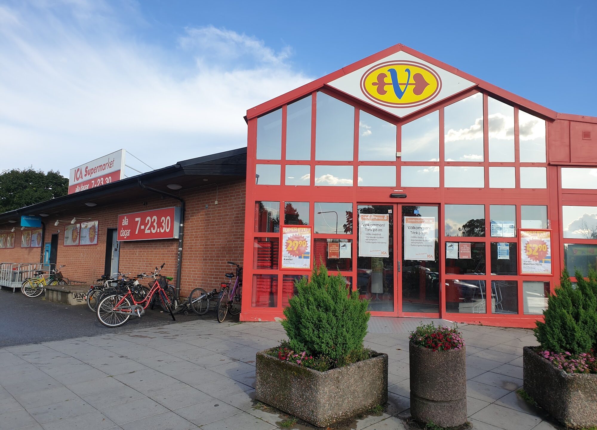 ICA Supermarket Väst – Uppsala