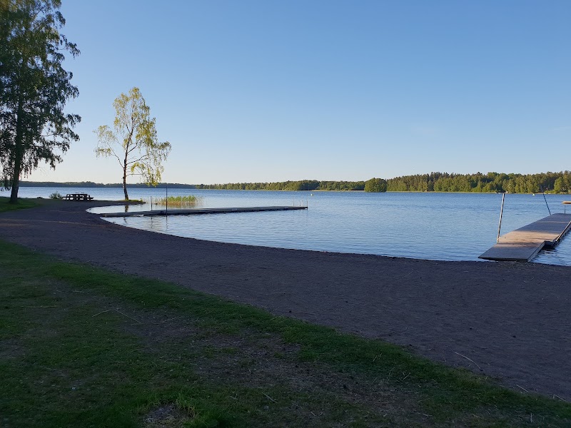 Sandviksbadet — Björklinges gräsrotsbad med allt du behöver